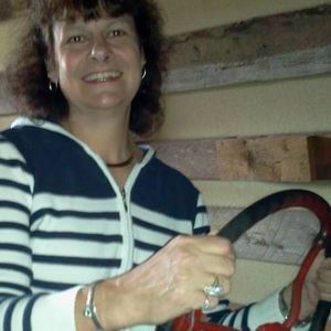 Meet your Posher, Linda